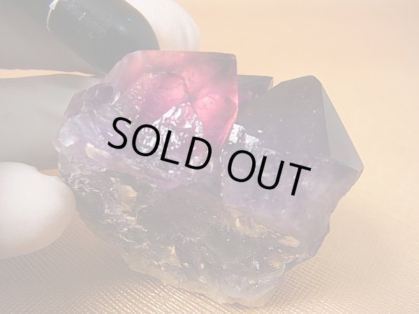 画像1: コンゴ産カラーシフト/ディープカラーアメジストクラスター 106.2g