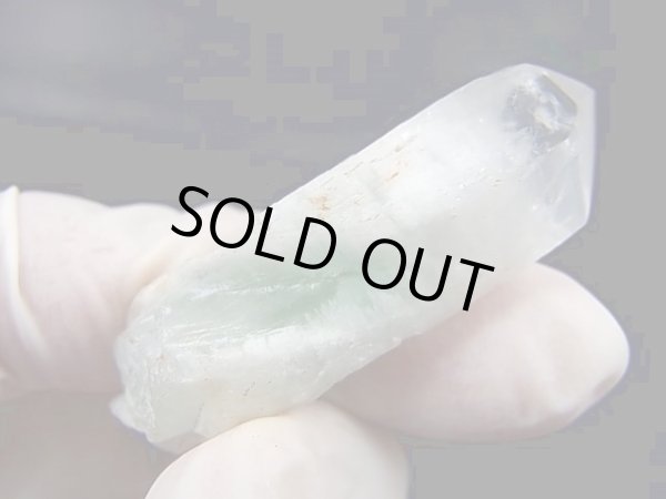 画像2: マダガスカル産フックサイトイン水晶ポイント（グリーンファントム） 20.3g