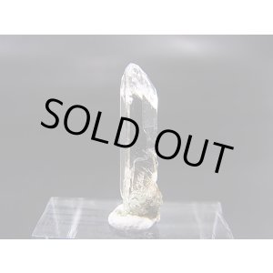 画像: インド・マニハール産ウォータークリア水晶（ゴールドルチル入り） 1.0g