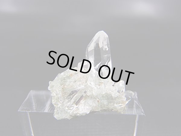 画像1: インド・マニハール産ウォータークリア水晶クラスター（クローライト入り） 1.8g