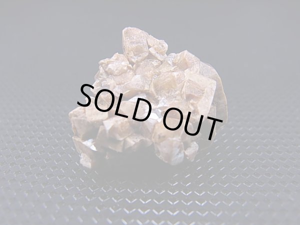 画像2: マラウイ・ゾンバ産ジルコン原石クラスター 9.7g