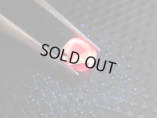 画像2: ベトナムLuc Yen産シルキーサファイア・ルース（バイカラー） 0.5カラット