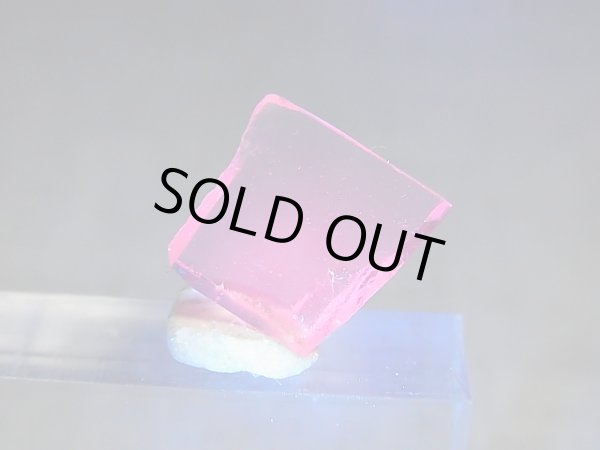 画像2: 飯盛ラボストーン（IL-stone）「ガンマジルコン」ガラス原石 5.1カラット