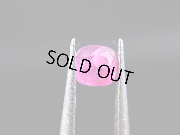 画像1: ベトナムLuc Yen産ピンクサファイア・ルース 0.7カラット