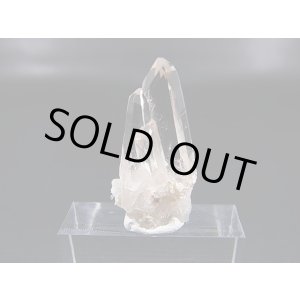 画像: 山梨県水晶峠産クリア水晶ポイント（連晶） 2.7g