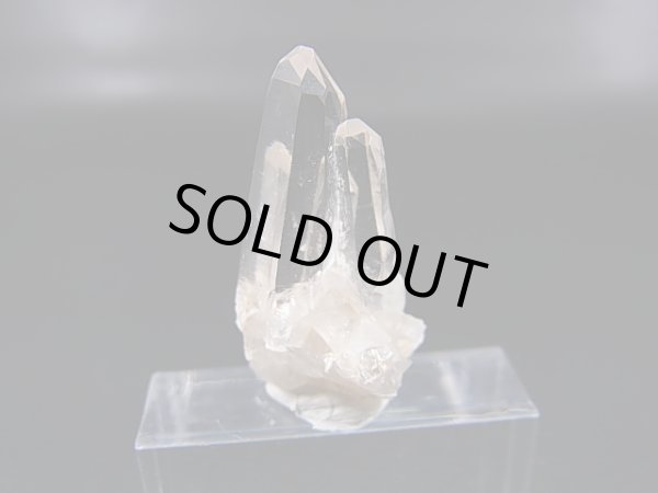 画像2: 山梨県水晶峠産クリア水晶ポイント（連晶） 2.7g