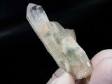 画像: マダガスカル産フックサイトイン水晶ポイント（グリーンファントム/連晶） 21.7g