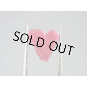 画像: ミャンマー・モゴック産宝石質レッドスピネル結晶(双晶) 3.3カラット