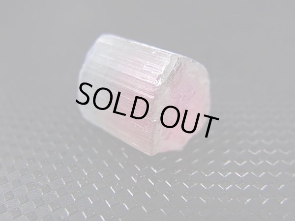 画像2: アフガニスタン産バイカラートルマリン柱状結晶（ピンク/ブルーグリーン） 14.6カラット