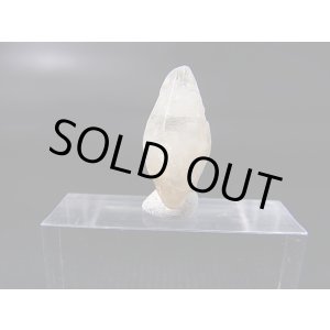 画像: ミャンマー・モゴック産ホワイトサファイア原石（犬牙型ＤＴ） 5.1カラット