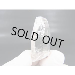 画像: ガネーシュヒマール・ラパ産ウォータークリア水晶ポイント（成長干渉型/Ｃ面付き） 18.3g