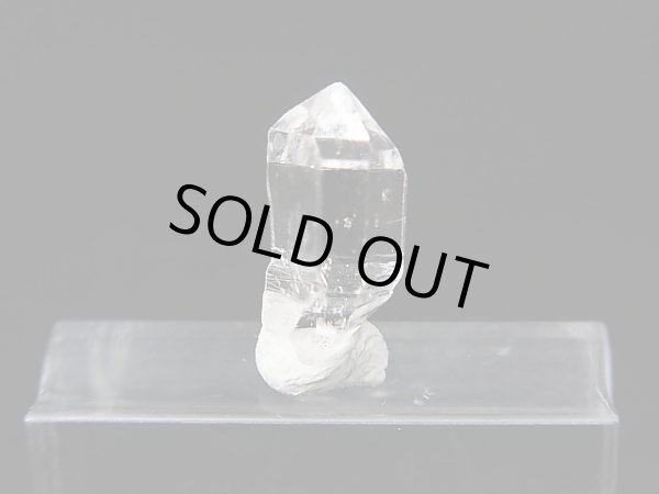 画像1: ニューヨーク・ハーキマーダイヤモンド（水晶）ＤＴポイント（蛍光オイル入り） 0.7g