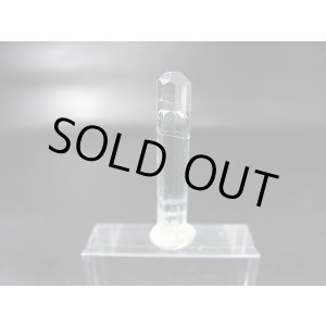 画像: ナイジェリア産アクアマリン柱状結晶 4.1カラット