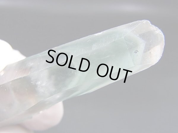 画像2: ベトナム・ゲアン省産ダブルファントム水晶ポイント 18.7g