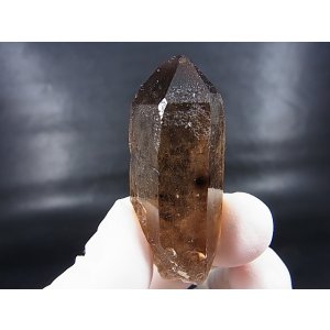 画像: スカルドゥ産スモーキークオーツ（ホットスポット付き） 30.9g