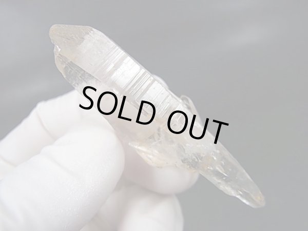 画像1: ガネーシュヒマール・ラパ産ウォータークリア水晶ポイント（ファーデン/ＤＴ） 21.9g