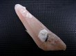 画像2: 内モンゴル産アイアンローズ付きピンク水晶（レーザー型） 10.8g