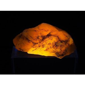 画像: Hokkaidoite北海道然別湖産蛍光オパール原石 3.0g