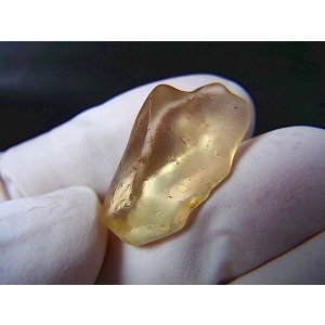 画像: ジュエリー品質:リビアングラス原石 3.2g