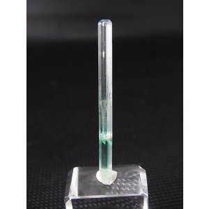 画像: ナイジェリア産アクアマリン柱状結晶 4.4カラット