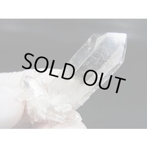 画像: インド・マニカラン産水晶ポイント（連晶/アナテース入り） 21.7g