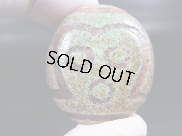 画像1: ヴィンテージ：「十眼」西蔵（チベット）天珠 約37.5×34×17.5mm