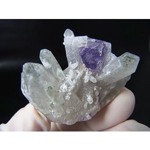 画像: ヤオガンシャン産ライトブルーフローライト原石（水晶/パイライト付き） 20.2g