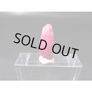 画像: ベトナムLuc Yen産ルビー結晶原石（犬牙型） 4.0カラット