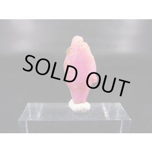 画像: ベトナムLuc Yen産ルビー結晶原石（犬牙型） 8.7カラット