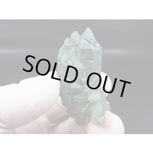 画像: インド・マニハール産クリア水晶（カテドラル/インターフェレンス/ＤＴ/クローライト入り） 19.3g