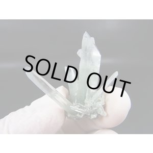 画像: インド・マニハール産クリア水晶（連晶/クローライト入り） 8.5g