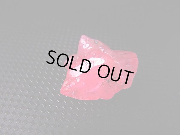 画像2: ベトナムLuc Yen産ピンクスピネル結晶（八面体/双晶） 24.7カラット