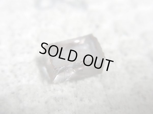 画像2: 飯盛ラボストーン（IL-stone）「ガンマジルコン」ガラス原石 3.6カラット