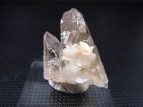 画像: ノルウェー産アデュラリア（氷長石）付き水晶原石（連晶） 12.1g