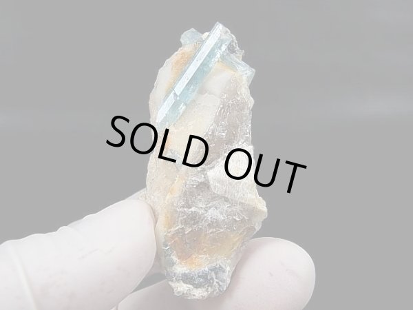 画像1: ベトナム・タインホア産アクアマリン付きスモーキー水晶 35.0g