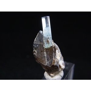 画像: ベトナム・タインホア産アクアマリン付きスモーキー水晶 3.7g