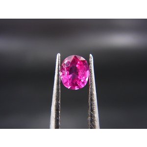画像: ベトナムLuc Yen産ピンクサファイア・ルース 0.5カラット