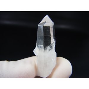 画像: 山梨県乙女鉱山産ウォータークリア水晶ポイント 7.2g