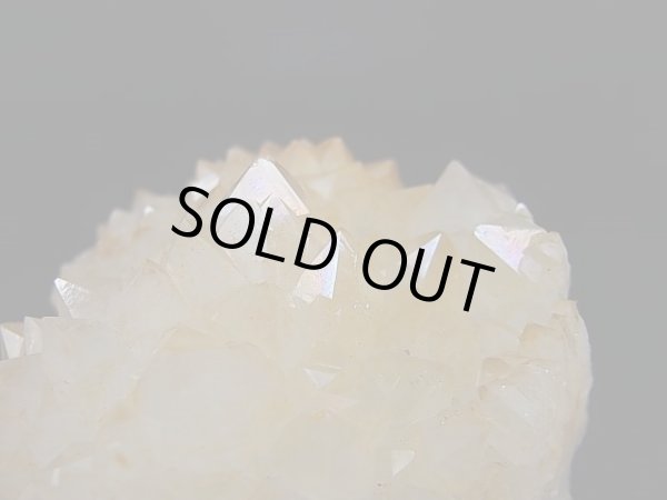 画像2: ベトナム・Bac Kan省産ゴールデンヒーラー水晶クラスター（オーラ被膜あり） 351.2g