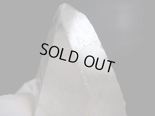 画像1: ベトナム・Bac Kan省産クリア水晶ポイント（レコードキーパー付き） 54.3g