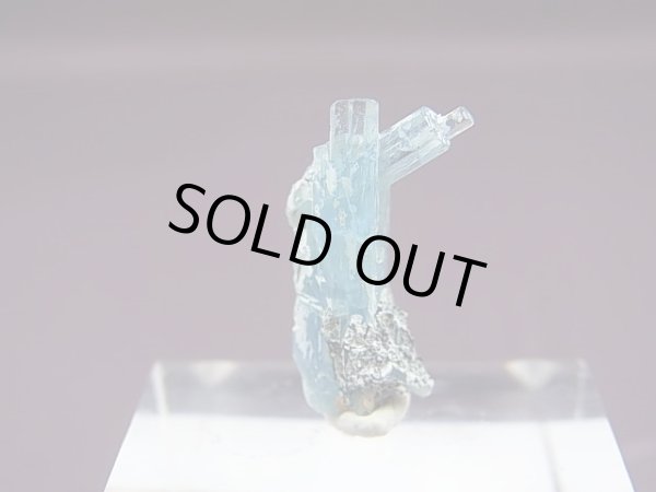 画像1: ベトナム産アクアマリン柱状結晶原石（連晶） 4.6カラット