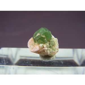 画像: マダガスカル産デマントイドガーネット原石 1.1g