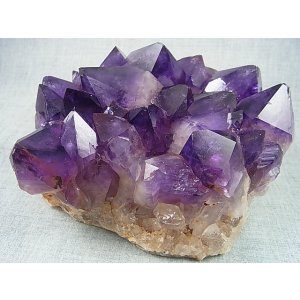 画像: キャビネットサイズ：コンゴ産カラーシフト/ディープカラーアメジストクラスター 2,990g