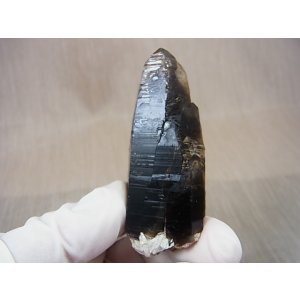 画像: ノルウェー産モリオン(ケアンゴーム)原石 61.5g