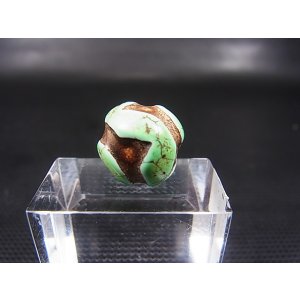 画像: ヴィンテージ：「雪域天珠：老緑色虎牙」西蔵（チベット）天珠 直径約14×13mm