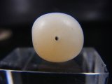 画像: 和田玉（ホータンぎょく）「羊脂白玉」オリジナルビーズ 約15×13×12.5mm