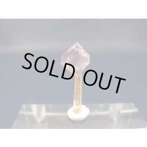 画像: ドイツ・ザクセン州産パープルフローライトon水晶(パイライト共生) 0.7g