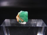 画像: パキスタン・スワート産エメラルド原石 (柱状結晶) 4.5カラット