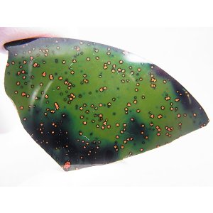 画像: 飯盛ラボストーン(IL-stone)「レアカラー:ブラッドストーン(紅葉石)」ガラス原石 78.5カラット