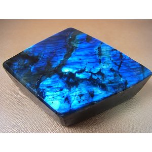 画像: キャビネットサイズ:マダガスカル産ラブラドライト研磨原石(メタリックブルー) 1,020.7g